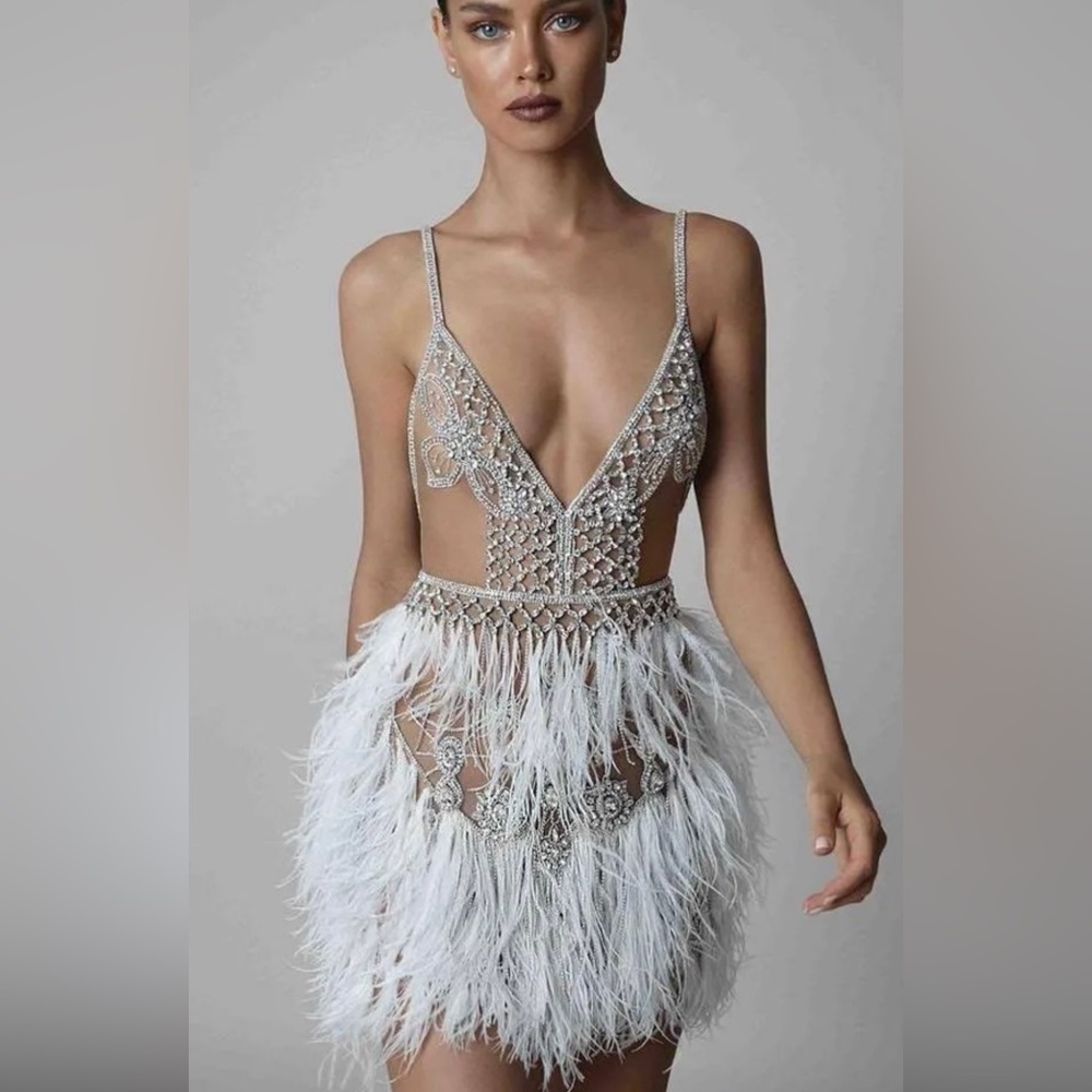 Berta 2019 inspired evening ostrich feather gem evening gown size 2-4, XS-S